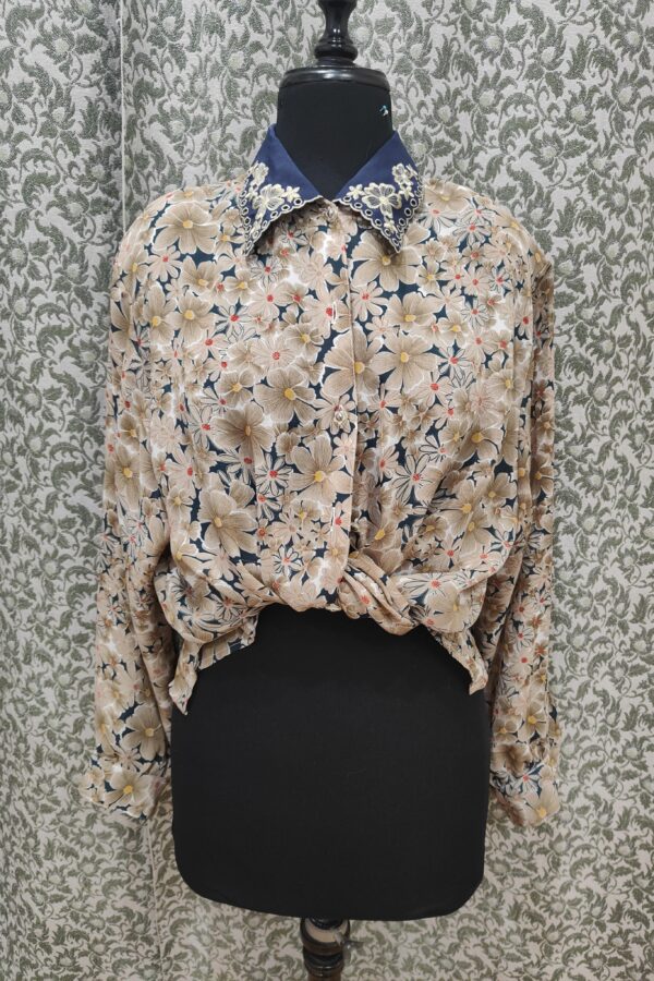 Camisa vintage de flores